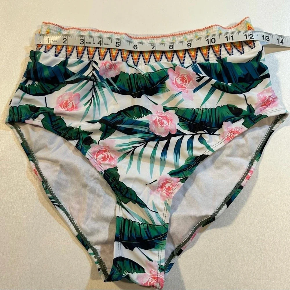 Dokotoo nwt size